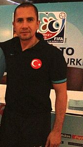 Emre Aşık