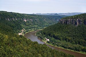 Elbe Nehri