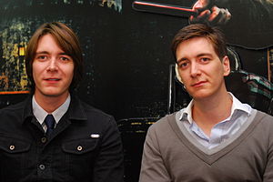 James ve Oliver Phelps