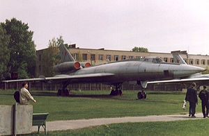 Tu-22