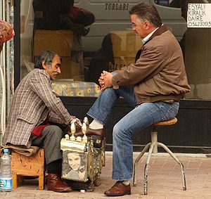 ayakkabı boyacısı